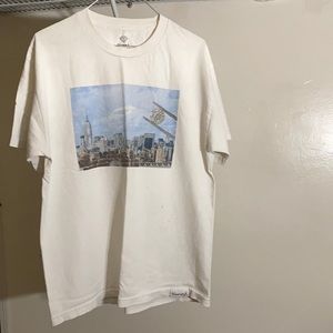 L short sleeve Diamond Supply Co. tshirt